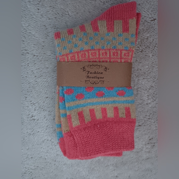 Fashion Boutique~Colorful Orange Blue Wool Blend Geometric Print Crew Socks NWT - Picture 2 of 5